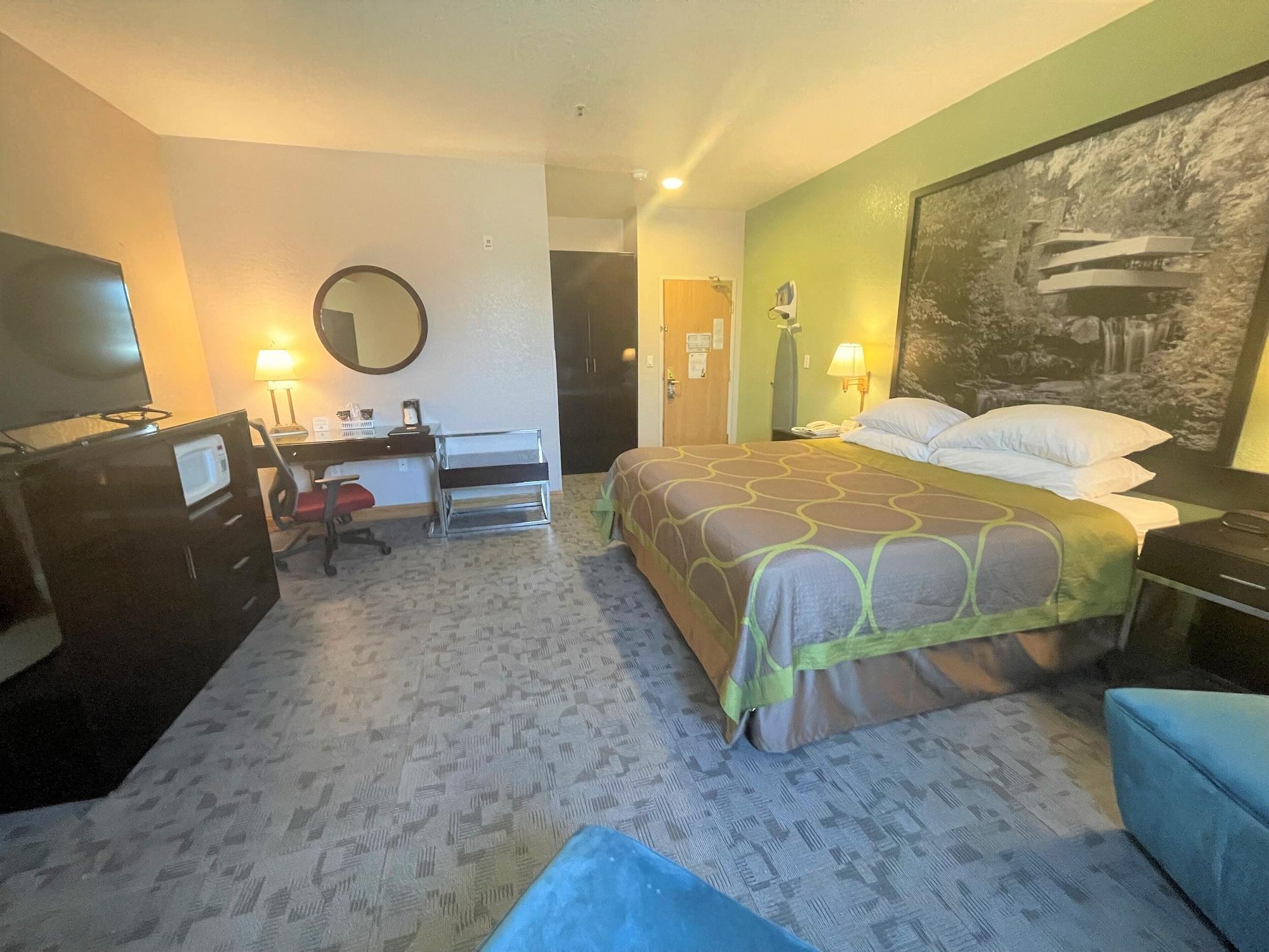 Hotel Super 8 By Wyndham Uniontown Pa Esterno foto