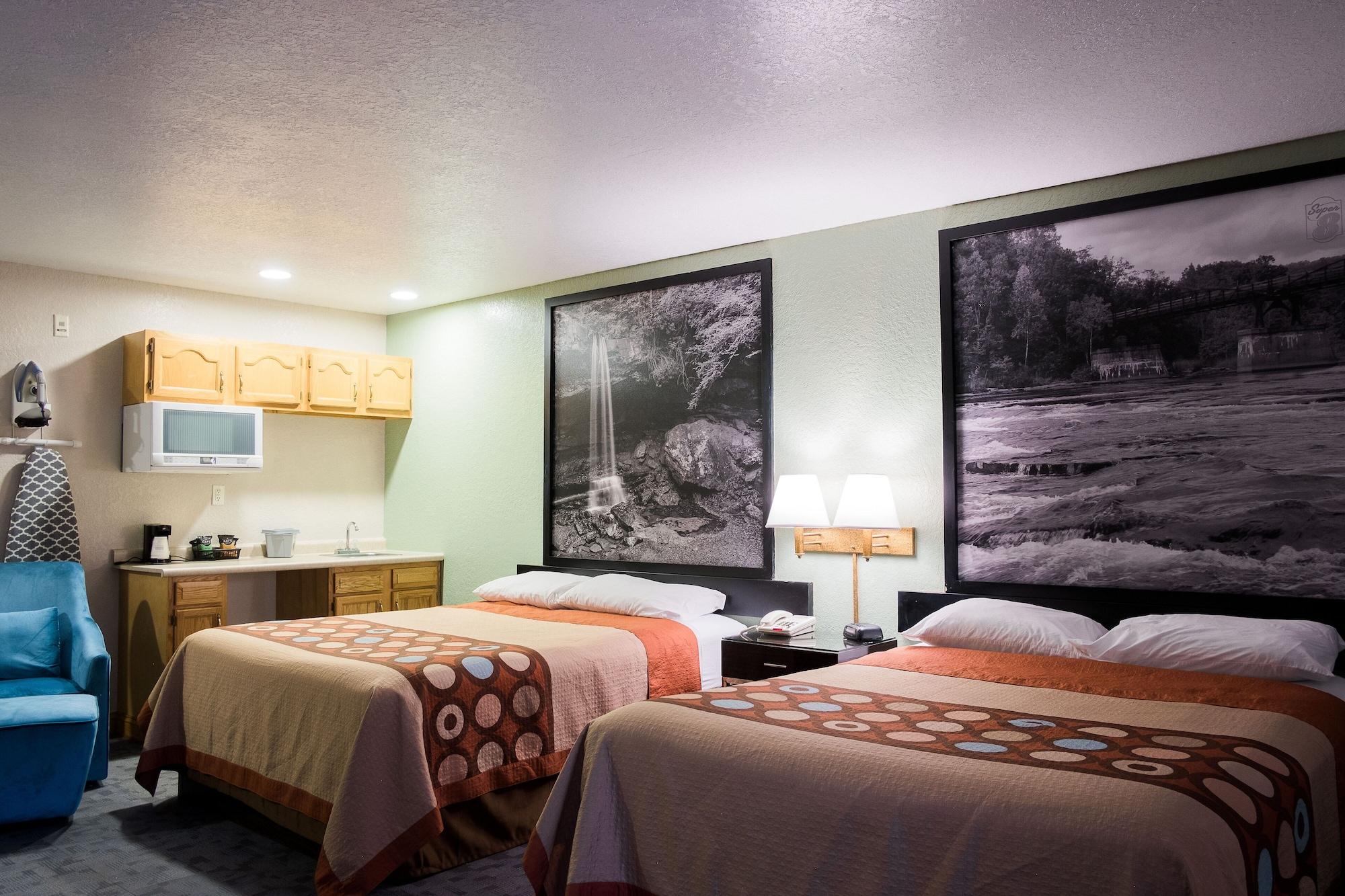 Hotel Super 8 By Wyndham Uniontown Pa Esterno foto
